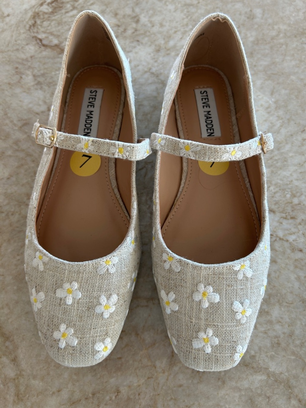 Steve Madden Women’s Linen Beige Floral Mary Jane Flats New - Picture 2 of 12